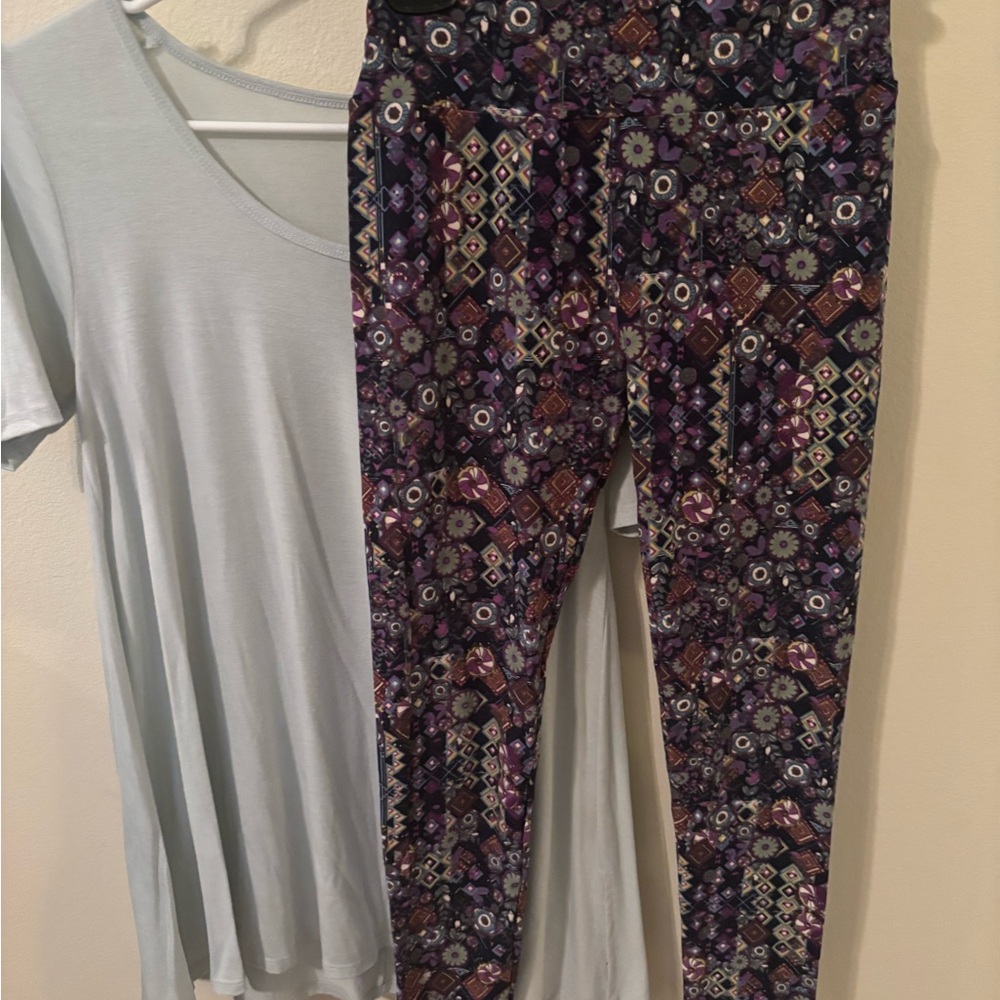 LuLaRoe Purple and Black Leggings Fitted Full-Length